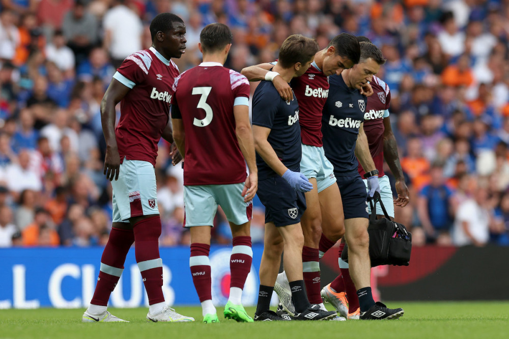 West Ham loses as new signing is ruled out for three more months - A recent report by BeIN Sports states that the ex-defender for Stade Rennes will be out of action for the third quarter after injuring his knee during a friendly against Rangers, a Scottish side. - bet, Club, football, Moyes, Petit, Right, tips, United, West Ham United