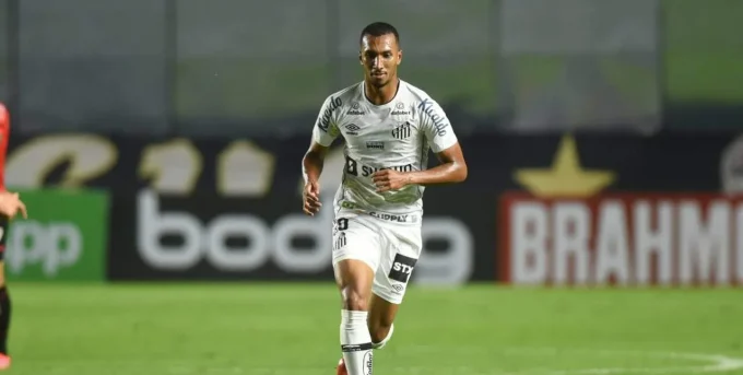 Santos reject Al Ahly's bid for Lucas Braga. Player reveals - Al Ahly suffered a disappointing season after they lost to Wydad Casablanca in May. - app, bet, Club, Egypt, Fans, football, OFFER, Petit, Premier League, Right, strength, tips, win