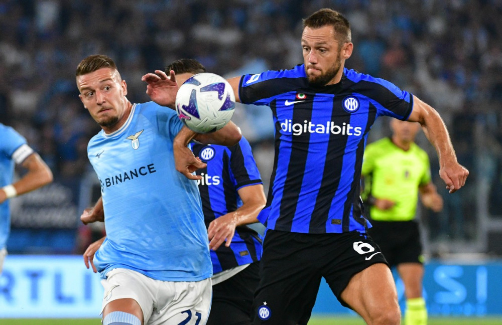 Exclusive: Fabrizio romano reveals the steps Newcastle would need to successfully complete the Serie A transfer raid - De Vrij is a veteran of Serie A and could prove to be a valuable addition to this Newcastle team as they continue their development under Eddie Howe. - bet, Club, football, free, Newcastle, Newcastle United, OFFER, Right, Roma, Serie A, team, tips, transfer, United
