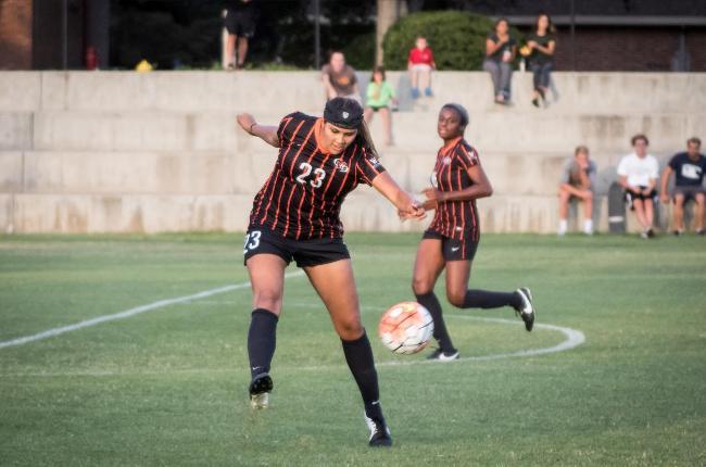 Egypt's Samia Adams joins Napoli, Galatasaray - Adam was born in the United States to Egyptian parents. She plays as a midfielder, and began her career with the Pacific Women's Soccer Team in California. - bet, Captain, Club, Egypt, football, Galatasaray, Napoli, Right, team, tips, United