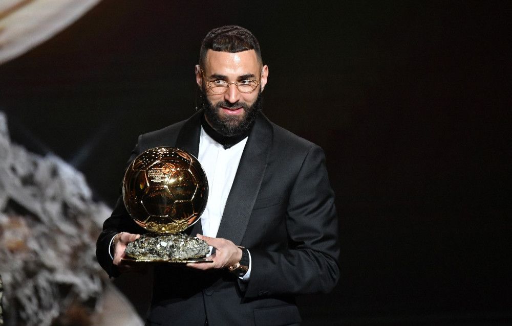 Exclusive: Fabrizio Romeo names the ex Premier League star he believes should've been in the Ballon d'Or top 3. - Karim Benzema was awarded the 2022 Ballon d'Or. Few would dispute that decision given his incredible form, which played such a crucial role in Real Madrid's win of the Champions League. - Ancelotti, app, Barcelona, Bayern, Bayern Munich, Belgium, Benzema, Best, bet, Champions League, Chelsea, Cristiano Ronaldo, Croatia, defenders, Egypt, Erling Haaland, football, france, Haaland, Karim Benzema, Liverpool, Madrid, Manchester City, Mbappe, Modric, Norway, Premier League, PSG, Real Madrid, Right, Roma, Salah, Senegal, team, tips, win