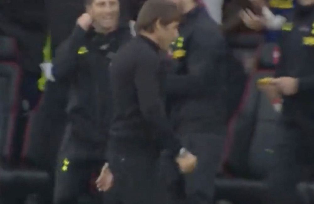 (Video) Conte reacts bizarrely to Bentancur winning the last-gasp vs Bournemouth match - The hard-hitting Italian watched as his Lilywhites appeared strong contenders to lose Saturday's Premier League match at the Vitality Stadium. - app, bet, Bournemouth, Fans, football, Premier League, Right, tips, Video, win